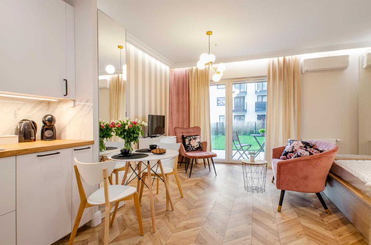Sky Home- Rose -manufaktura, Bezplatny Parking, Klima, Dostep Na Kod Apartment *